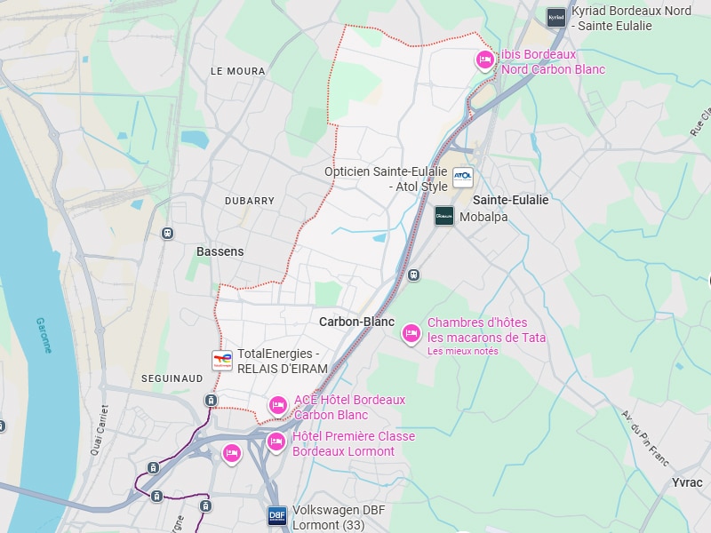 Carte Itinéraire Carbon-Blanc Sainte-Eulalie Bassens Carte montrant un itinéraire entre Bassens, Carbon-Blanc, Sainte-Eulalie et des hôtels comme Ibis Bordeaux Nord Carbon Blanc, près de la Garonne.